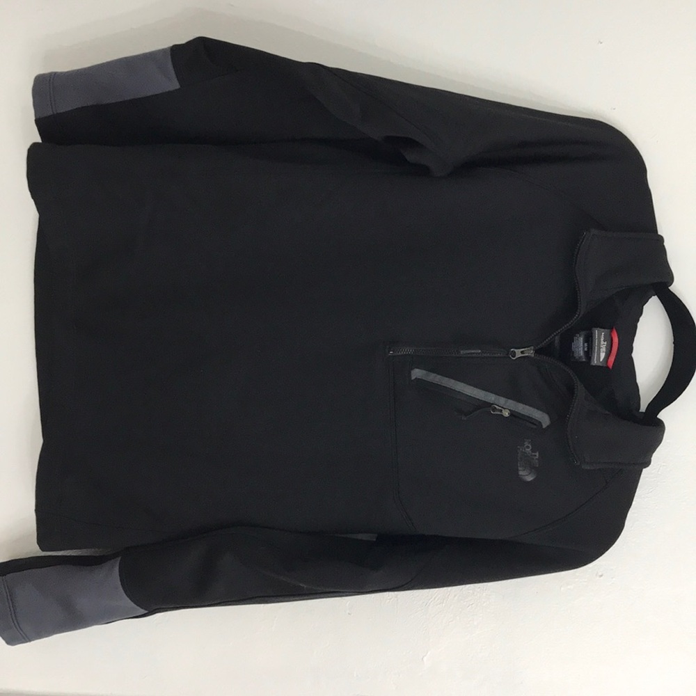 Mens North Face Sweater.